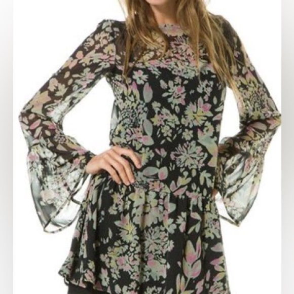 For Love And Lemons Dresses & Skirts - For Love & Lemons Dolled Up Dress